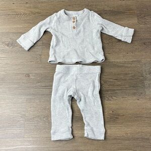 Nordstrom Baby Grey Waffle Knit Thermal Outfit, size 6 months
